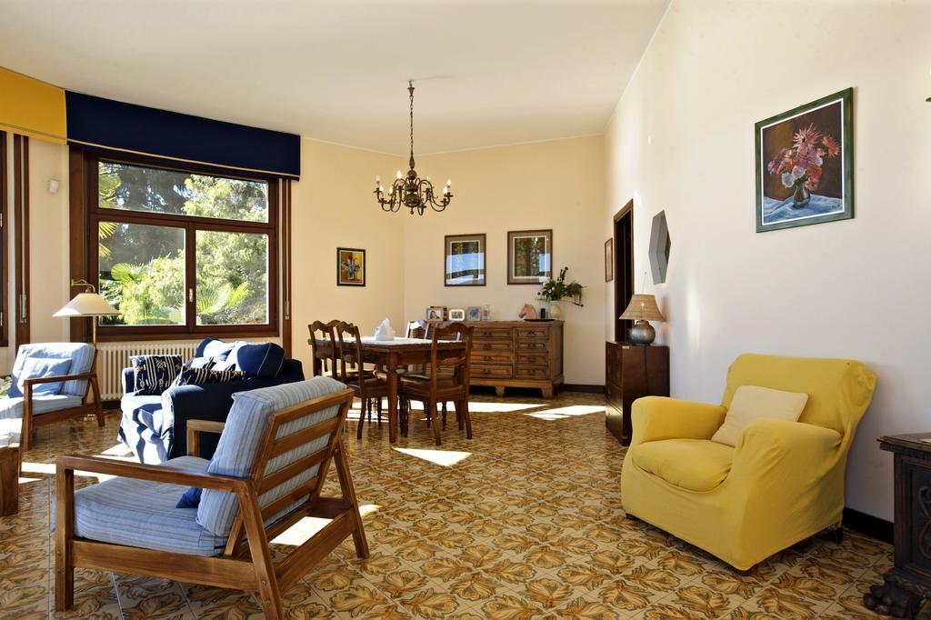 Villa Camelia Verbania Eksteriør billede